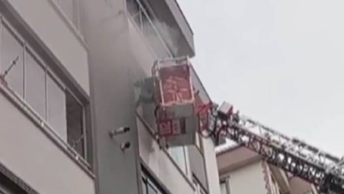 Kahramanmaraş'ta yangın! Binadaki trafo bomba gibi patladı