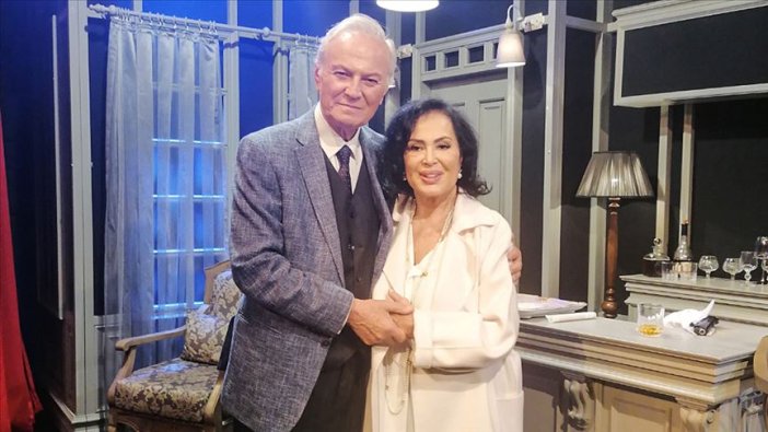 Türkan Şoray Ediz Hun'u yalnız bırakmadı