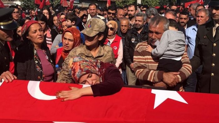 Şehit İstihkam Uzman Çavuş Topçu son yolculuğuna uğurlandı