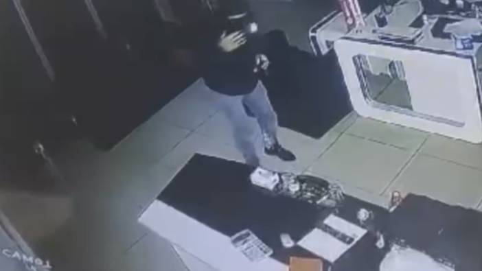 Örümcek gibi girdiği dükkanda çelik kasa soydu! 12 yıldır aranan şahıs yakalandı