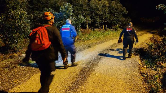 Misafirliğe geldiği evin önünden kaybolan çocuk için ekipler alarma geçti