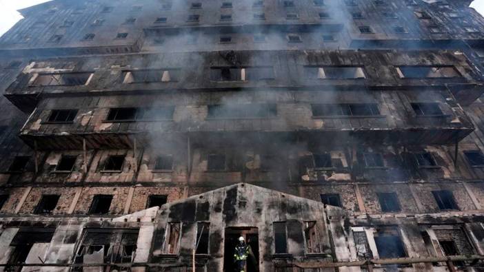 Bolu'daki otel yangınına ilişkin gözaltına alınanlar sağlık kontrolü için hastaneye götürüldü