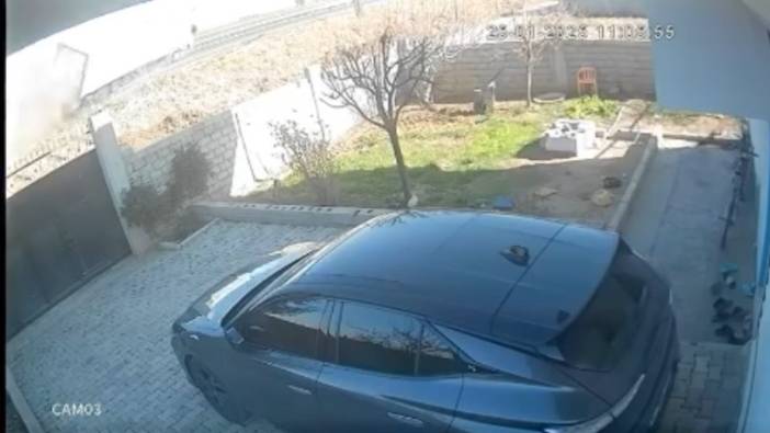 Peynir yüklü tırın devrildi