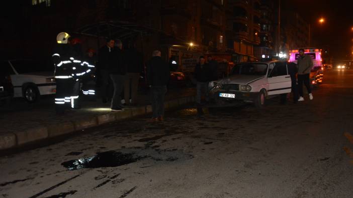 Otomobil park halindeki tarım aracına çarptı: 2 yaralı