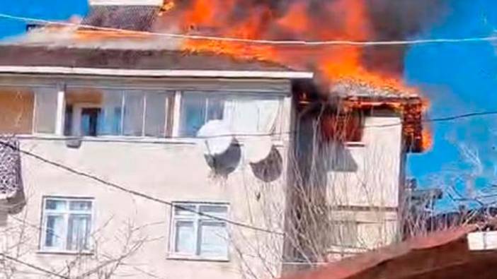 Kocaeli'de yangın paniği! Binada mahsur kalanlar var