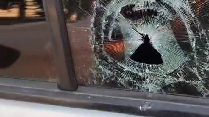 Suriye'den gelen yorgun mermi araca isabet etti