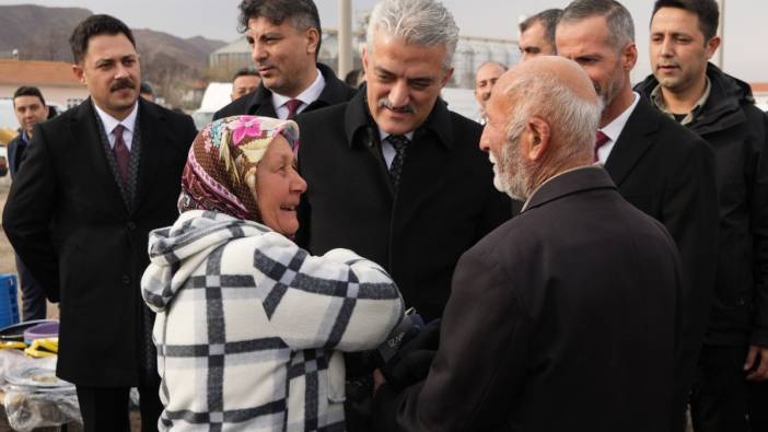 Kırıkkale Valisi Makas, Çerikli beldesinde esnaf ve vatandaşlarla buluştu