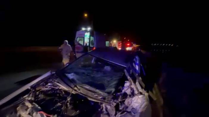 Elazığ'da kaza! Bariyere çarpan otomobildeki 4 kişi yaralandı