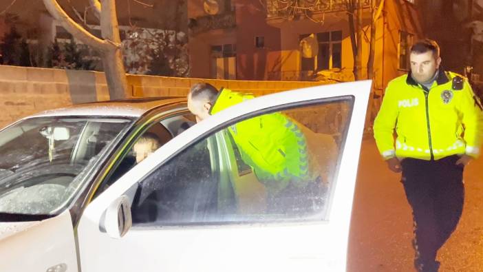 Araba sürerken sızdı, kaza yapınca polis uyandırdı