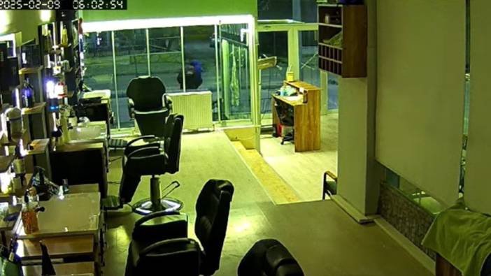 Isparta’da kuaför salonuna saldırı! Camlarını taşla kırdılar