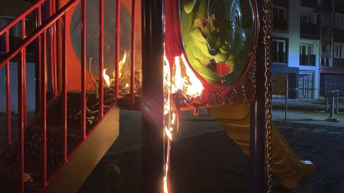 Aydın'da çocuk parkını ateşe verdiler! 3 şüpheli yakalandı