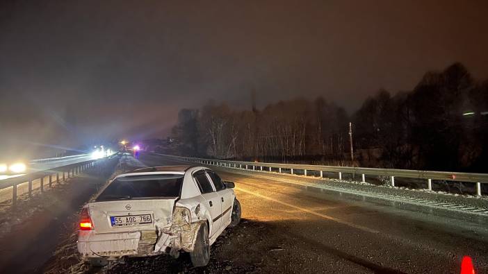 Çorum'daki iki ayrı trafik kazasında 3 kişi yaralandı