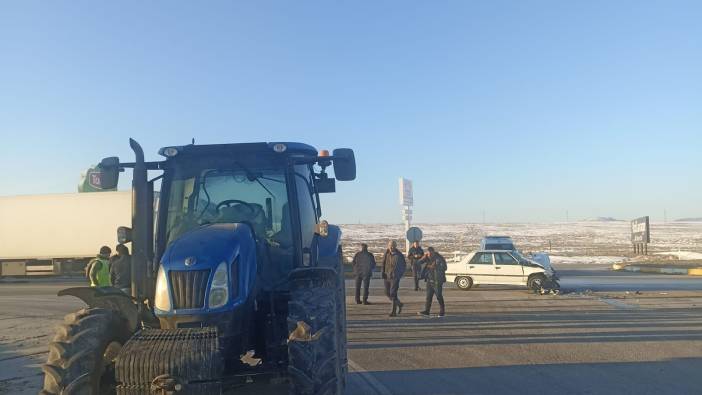 Karapınar’da traktör ile otomobil çarpıştı: 1 yaralı