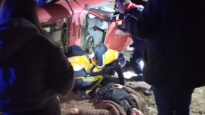 Kontrolden çıkan otomobil tarlaya devrildi: 1 yaralı