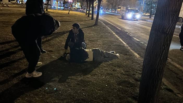 Siverek’te motosiklet yayaya çarptı: 3 yaralı