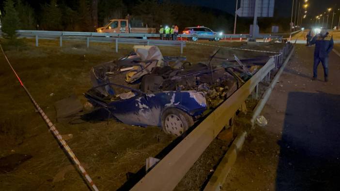 TEM'de Tofaş kağıt gibi ezildi: 2 ölü, 1 yaralı