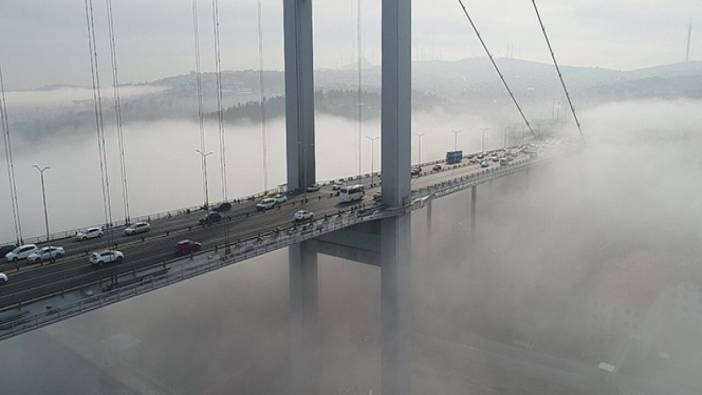 Sabah saatlerinde İstanbul Boğazı'nda sis etkili oldu