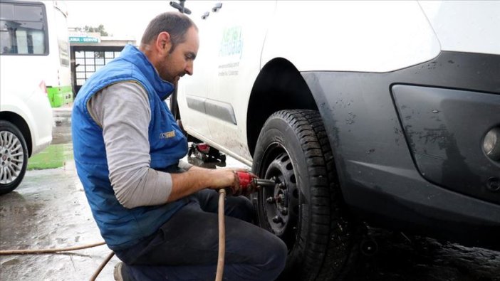 'Kış lastiği' uygulaması lastikçilerde yoğunluk oluşturdu