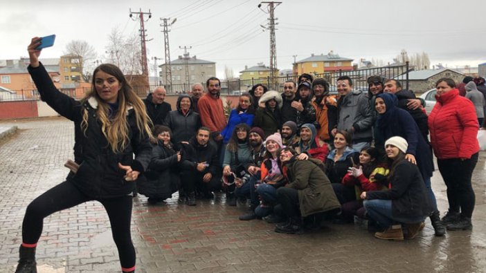 Doğu Ekspresi ile yardım dağıtmaya geldiler