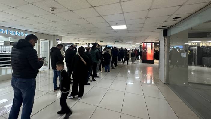 İstanbul'da altın kuyruğu: Fiyatlar düşünce kuyumculara akın ettiler
