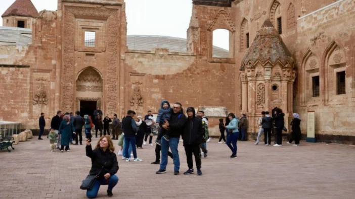 Bayramda yoğun ilgi gördü! Tam 17 bin yerli ve yabancı ziyaretçi