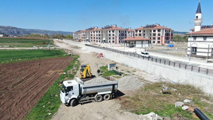 İnönü ilçesinde yol çalışmaları başladı
