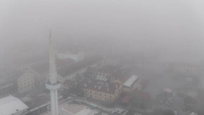 Samsun'da yoğun sis, göz gözü görmüyor!