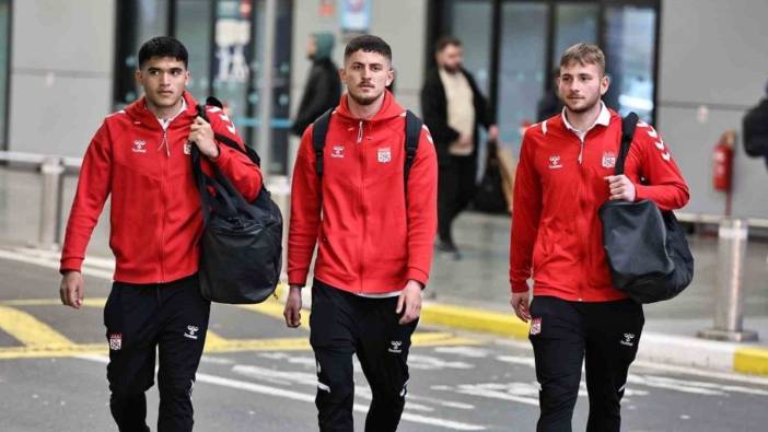 Sivasspor, Galatasaray maçı için İstanbul'da