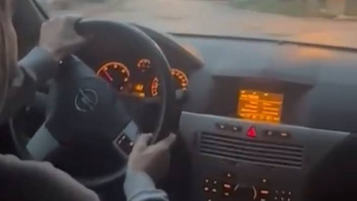 Uygulama üzerinden çağrılan taksiye binen taksici, sürücüyü polise teslim etti