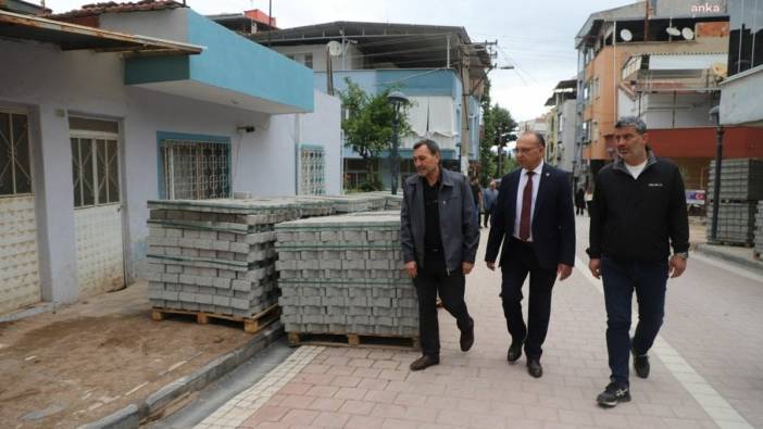 Turgutlu'da beş mahallede yol yenileme çalışmaları sürüyor