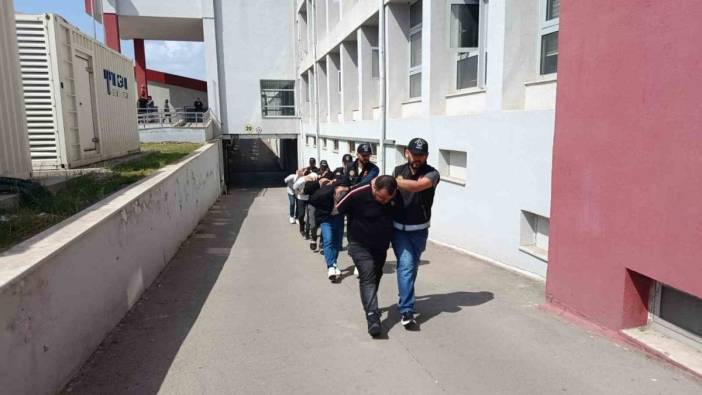 Adana'da 10 Kilo Metamfetamin Ele Geçirildi, 6 Tutuklama