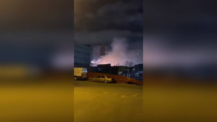 Zeytinburnu'nda kimyasal madde deposunda yangın