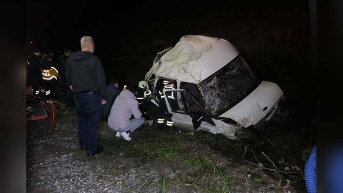Bafra'da minibüs kazası: 1 ölü, 4 yaralı