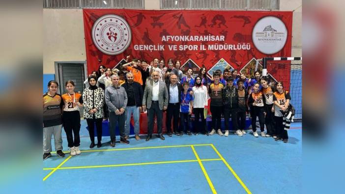 Afyonkarahisar'da Floor Curling Turnuvası tamamlandı