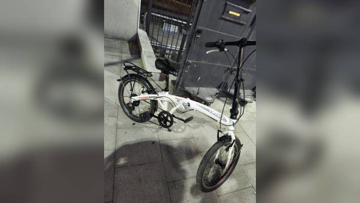 Fatih'te katlanabilir bisikletten 36,70 gram esrar çıktı