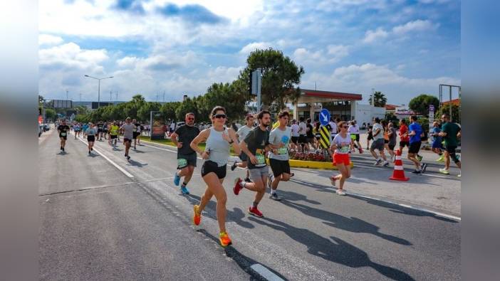 Salomon Çeşme Maratonu'nda 29 Ülkeden 2606 Sporcu Yarışacak