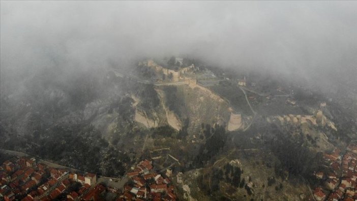 Kütahya'da sis güzel görüntüler oluşturdu