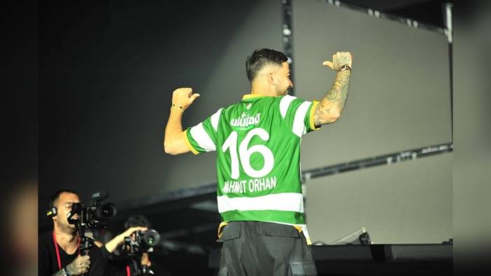 Mahmut Orhan, Bursaspor için konser verdi