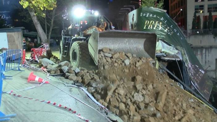 Sarıyer'deki Çöken Yolun Onarımı Sürüyor