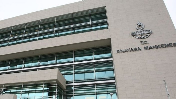 Anayasa Mahkemesi gelirden yüksek nafakayı hak ihlali saydı