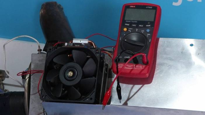 Öğrencilerden uçak elektrik kesintilerine yerli çözüm