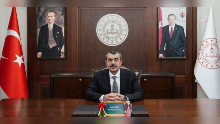 Tekin: Özel'e yapılan saldırıyı kınıyorum