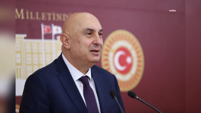 Özkoç'tan Özel'e Saldırıya Tepki: 'Saray Kapısına Bağlanacak Köpek Olamazsın'