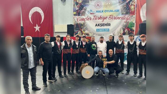 Ağrı Cumhuriyet Anadolu Lisesi, Halk Oyunları'nda Türkiye Şampiyonu