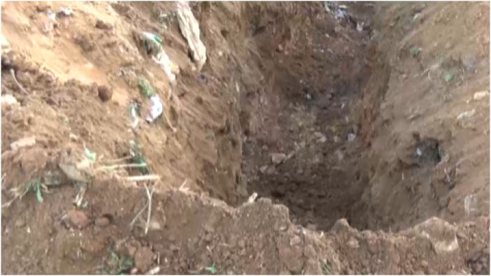 Büyükada'da merak uyandıran iki dev çukur