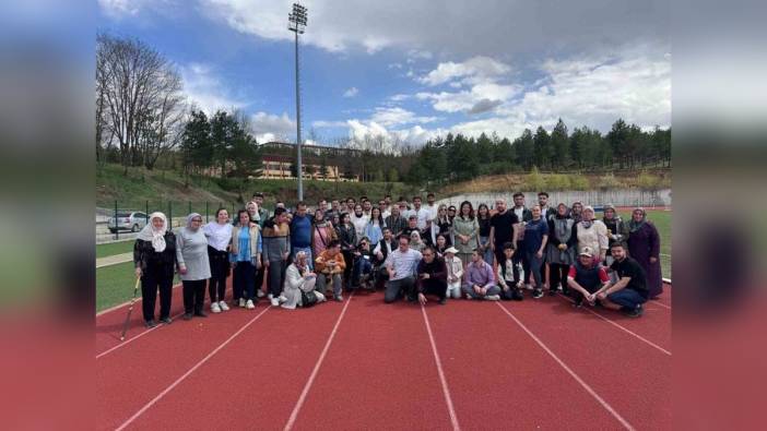 Kastamonu Üniversitesi öğrencileri engelliler için farkındalık yürüyüşü düzenledi