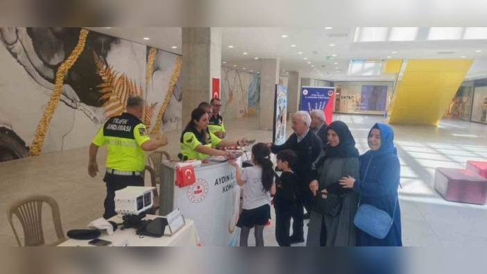 Aydın'da Trafik Haftası Standı Vatandaşlardan Yoğun İlgi Gördü