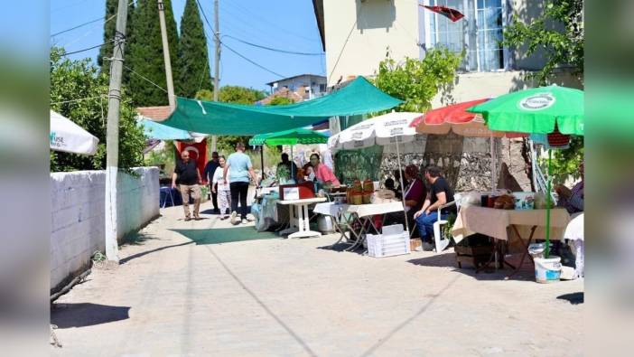 Didim Akköy'de Yerel Pazar Vatandaşların İlgi Odağı Oldu
