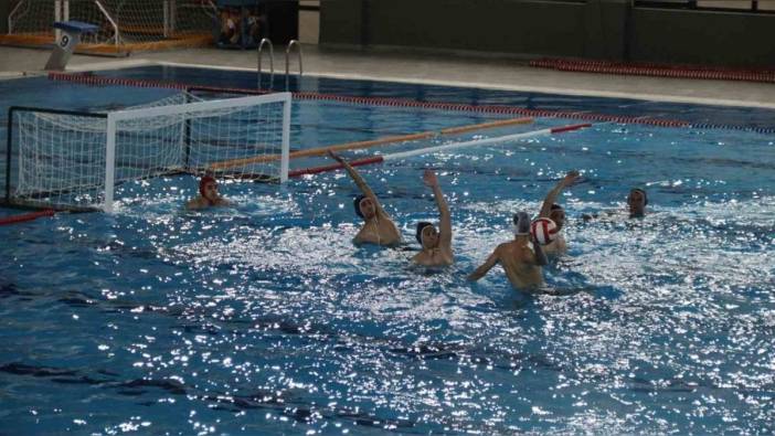 Elazığ'da Erkekler 1. Lig A Grubu Sutopu Müsabakaları Tamamlandı