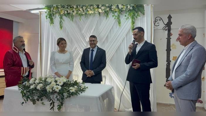 Depremzede Öğretmenler Mehmet Aydın ve Ayşe Örsdemir Evlendi